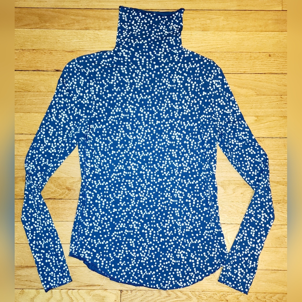 NEW Gap Feather Light Cotton Blend Stretch Turtleneck Floral Print Small NWT